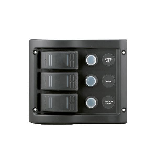 Elektrisk panel sprutsikkert med automatsikring og 3 brytere, 12V, IP65, 130 mm x 100 mm, 1 x 5 Amp, 2 x 10 Amp