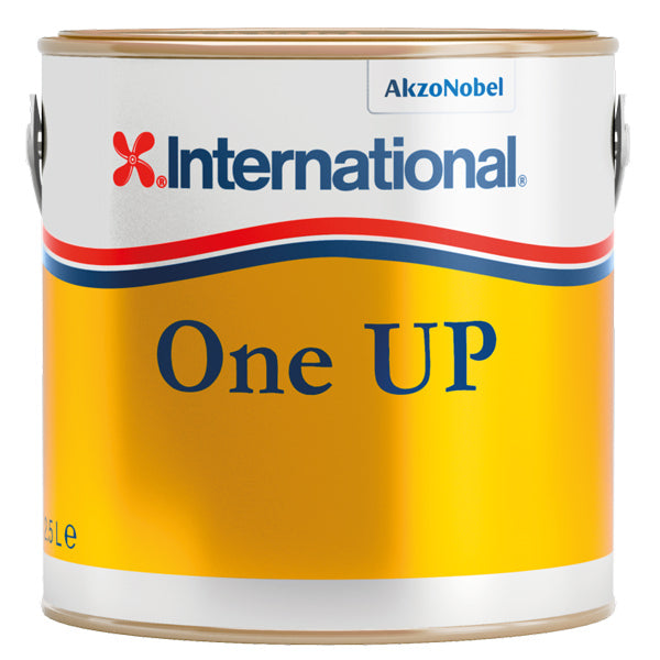 Internasjonal, One UP primer 0,75L, Hvit lakk